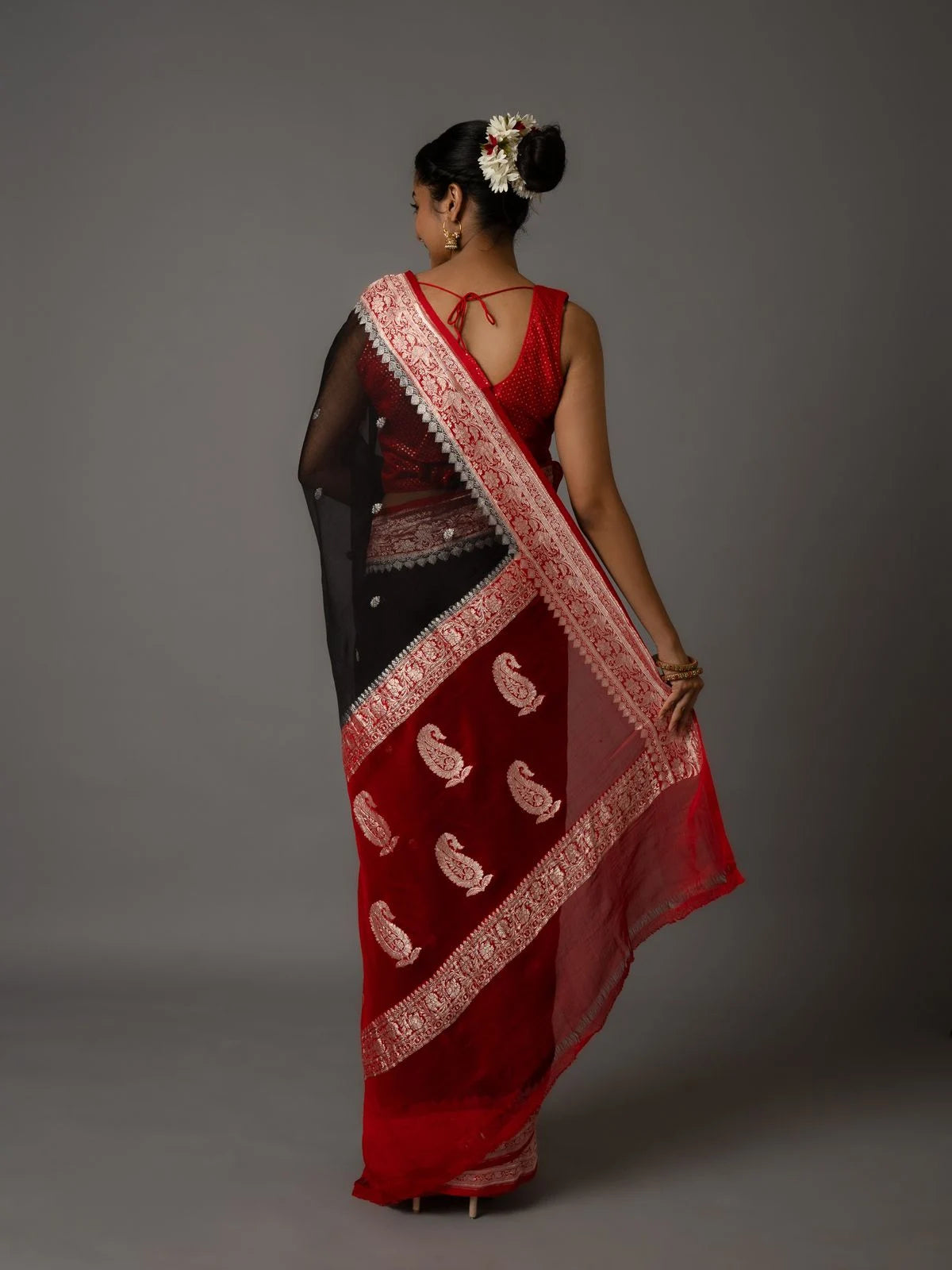 Banarasi Pure Khaddi Chiffon Saree- Contrast