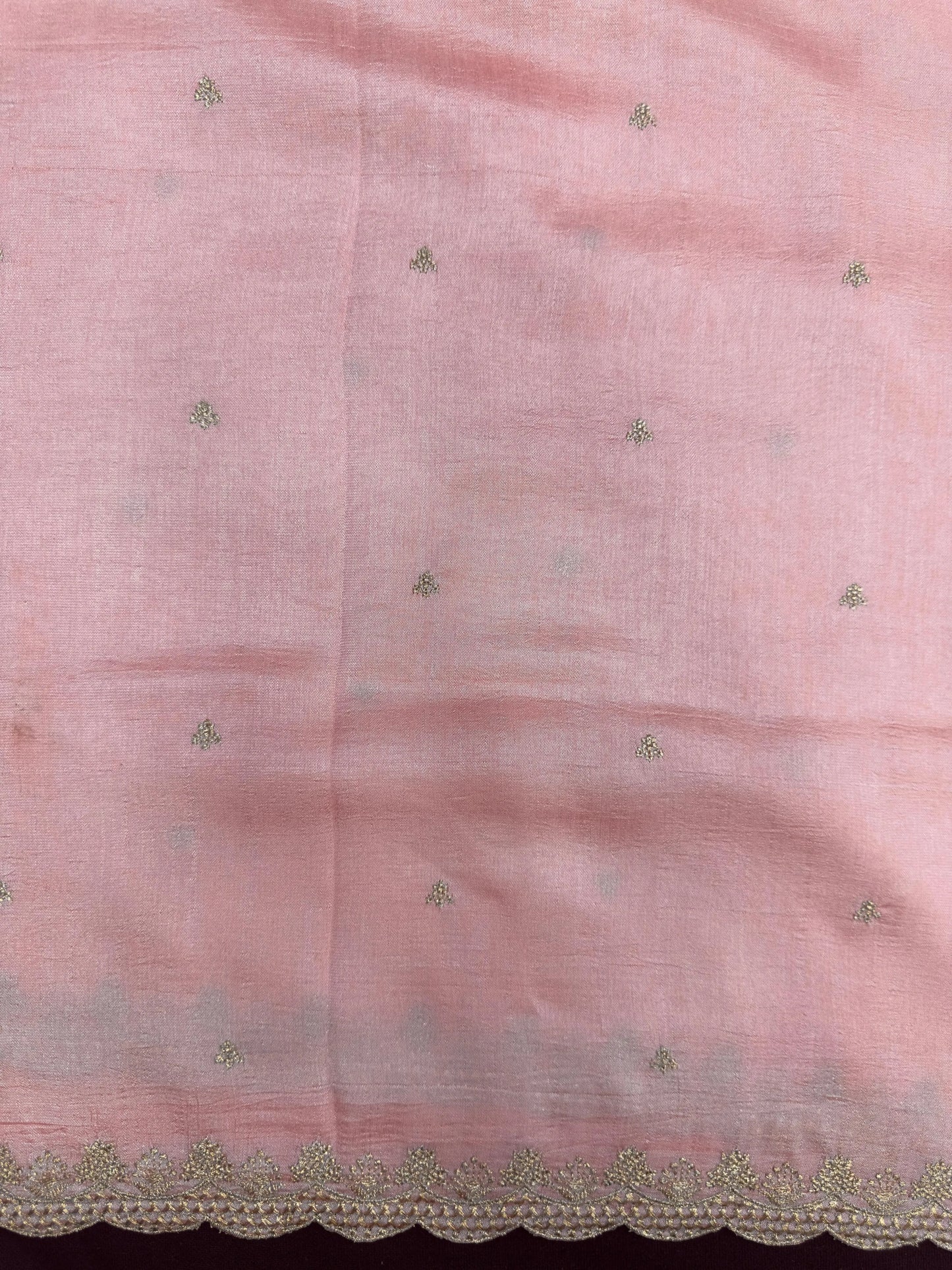 Minimal Semi Silk Saree – Graceful Saree for Everyday Outings