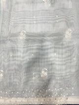  Lightweight & Stylish (Silver Tissue)